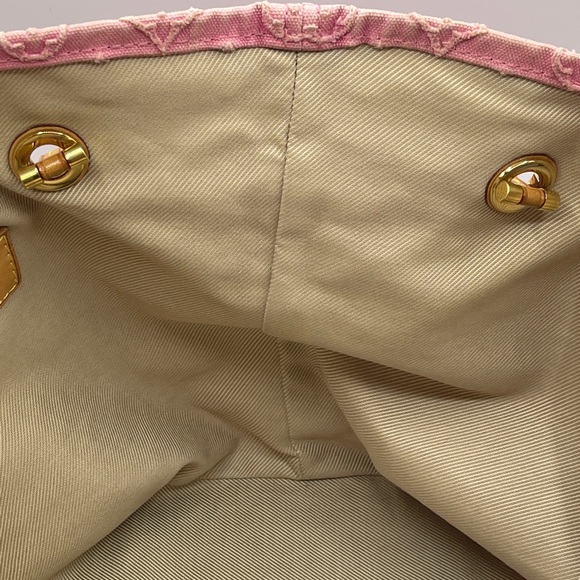 Louis Vuitton Neverfull Denim Stone Rose Appliqué - Picture 9 of 16